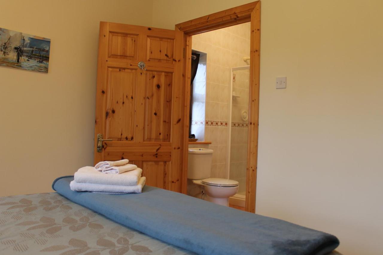 אוטרארד Riverbend Lodge B & B מראה חיצוני תמונה