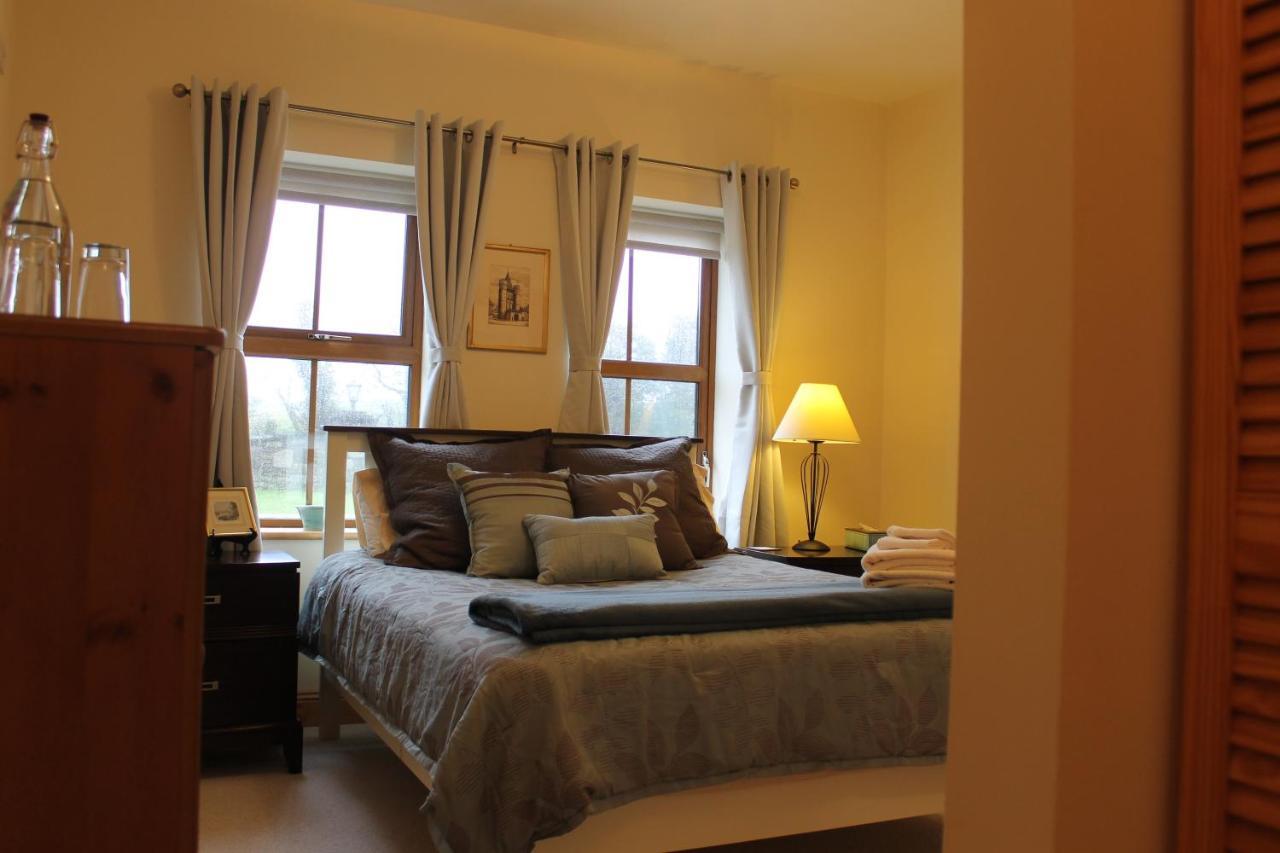 אוטרארד Riverbend Lodge B & B מראה חיצוני תמונה